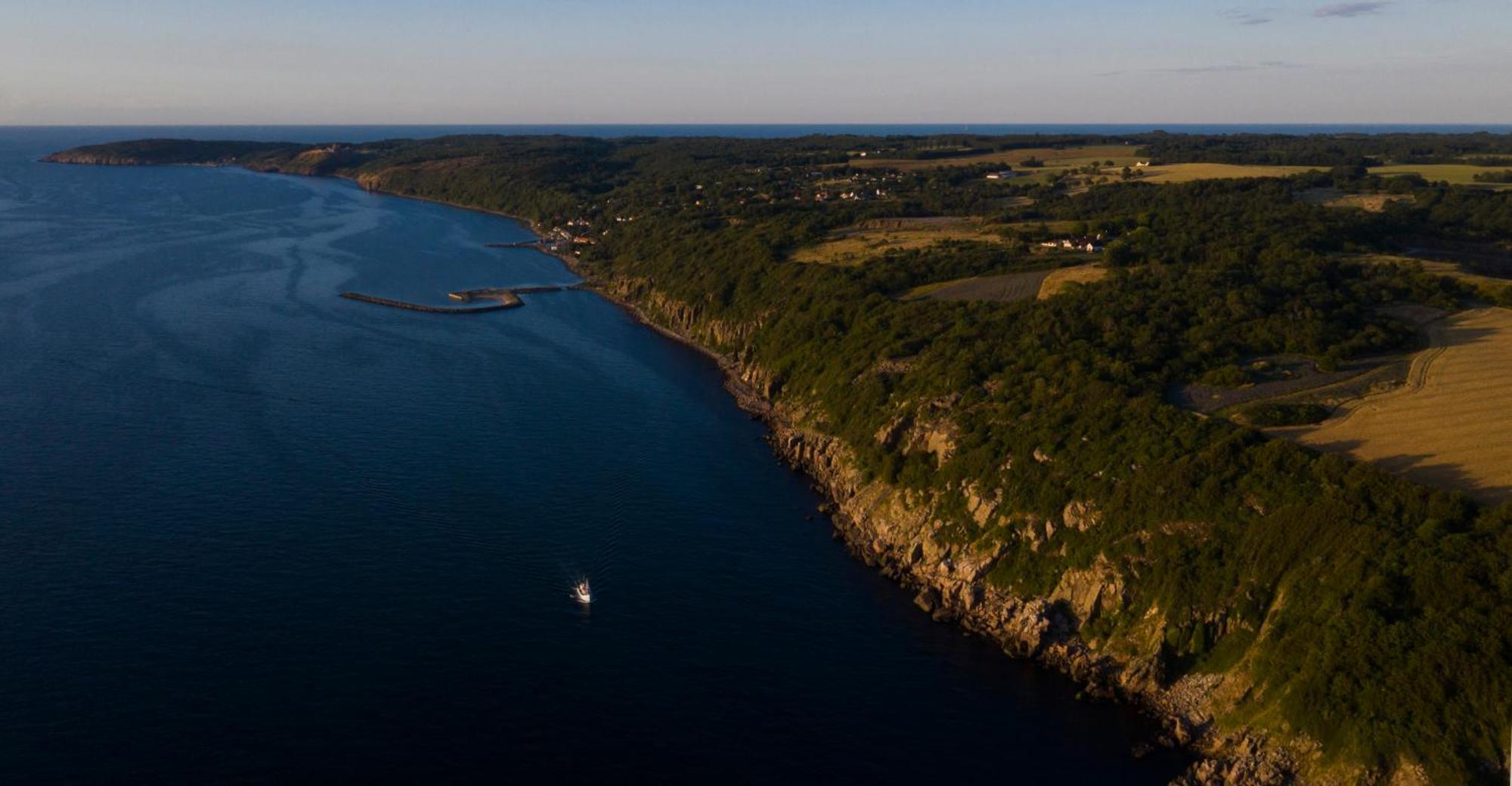 Varra Water - Unique Boat Accomodation - Bornholm - Fjaelstavn Neksø Exterior foto